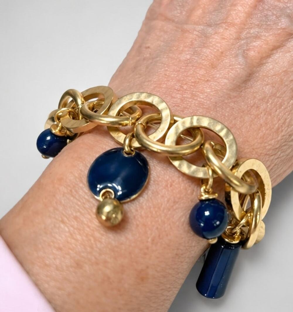 Chunky Charm Stretch Bracelet Black Lucite Gold-tone 7" Modern Statement gbr126